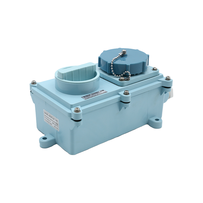 Námorná vodotesná zásuvka so spínačom-792773