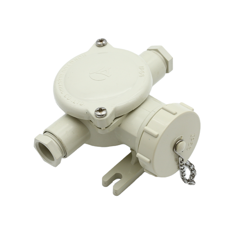 Vodotesná elektrická zásuvka člna -CZS201-3